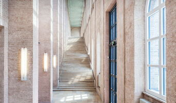 Alte Pinakothek München Innenansicht mit Treppe