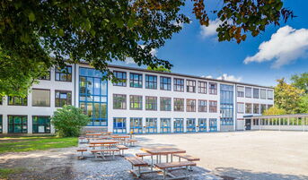 Grund Und Hauptschule 4