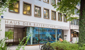 Landkreistagsgebäude Kardinal-Döpfner-Straße München